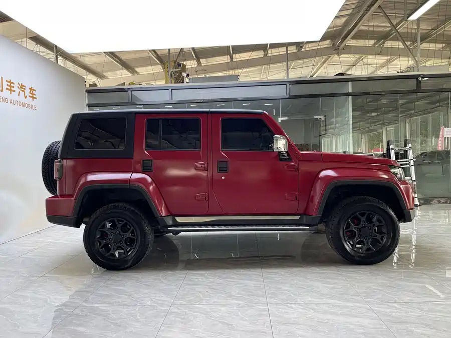 BAIC ORV BJ40 2021, 2.0D AT 4WD Blade Hero Edition Xiake — фото 3