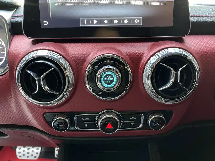 BAIC ORV BJ40 2021, 2.0D AT 4WD Blade Hero Edition Xiake — фото 6