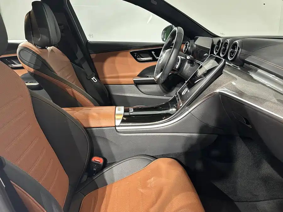 Mercedes-Benz C-класса 2023, C 200 L Sport — фото 3